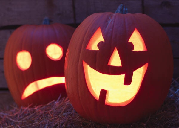 why we carve pumpkins