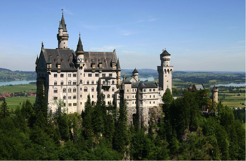 Top 10 Unique Castles