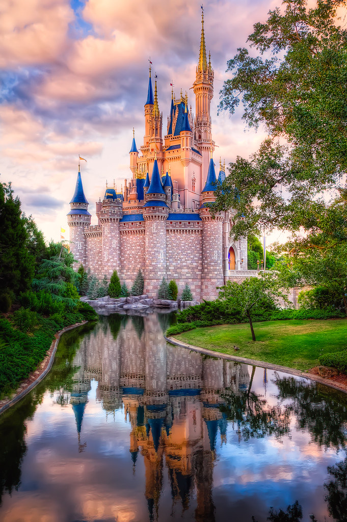 Cinderella's Castle. Magic Kingdom 