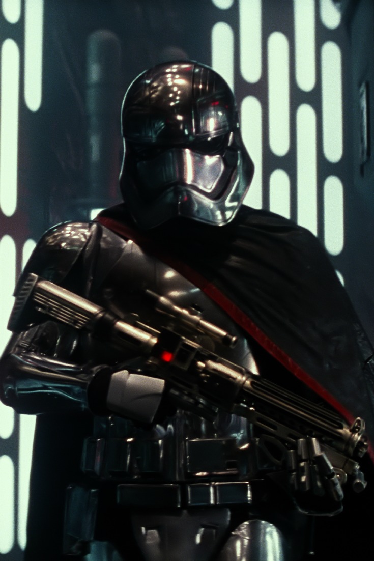 Star Wars the Force Awakens still of Darth Vader Ph: Film Frame ©Lucasfilm 2015