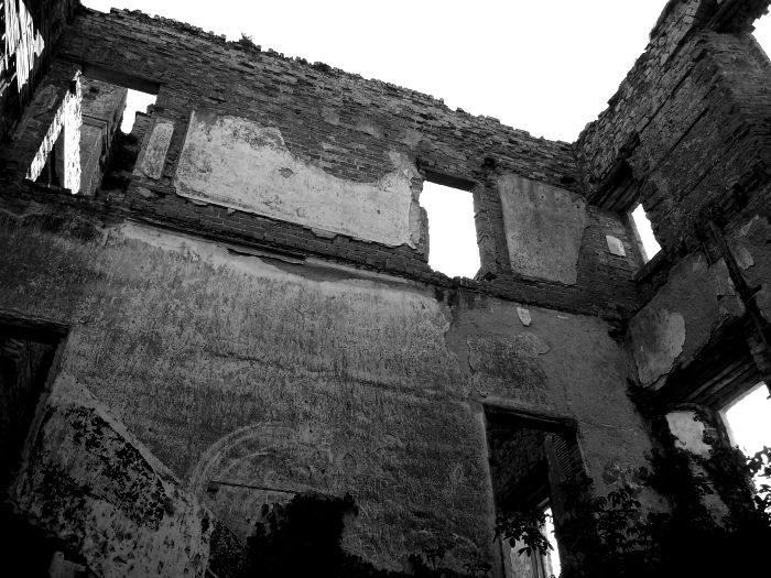 Athcarne Castle haunted castles in ireland
