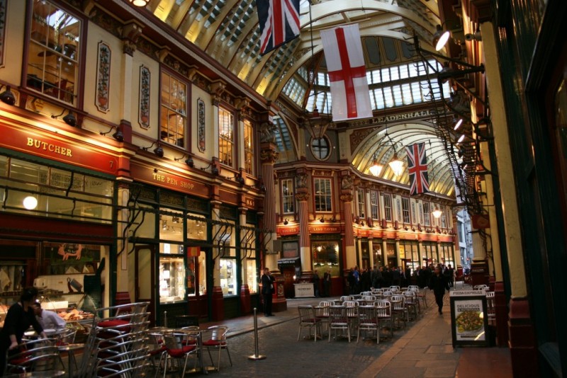 Leadenhall Market, London, Victorian city, Charles Dickens