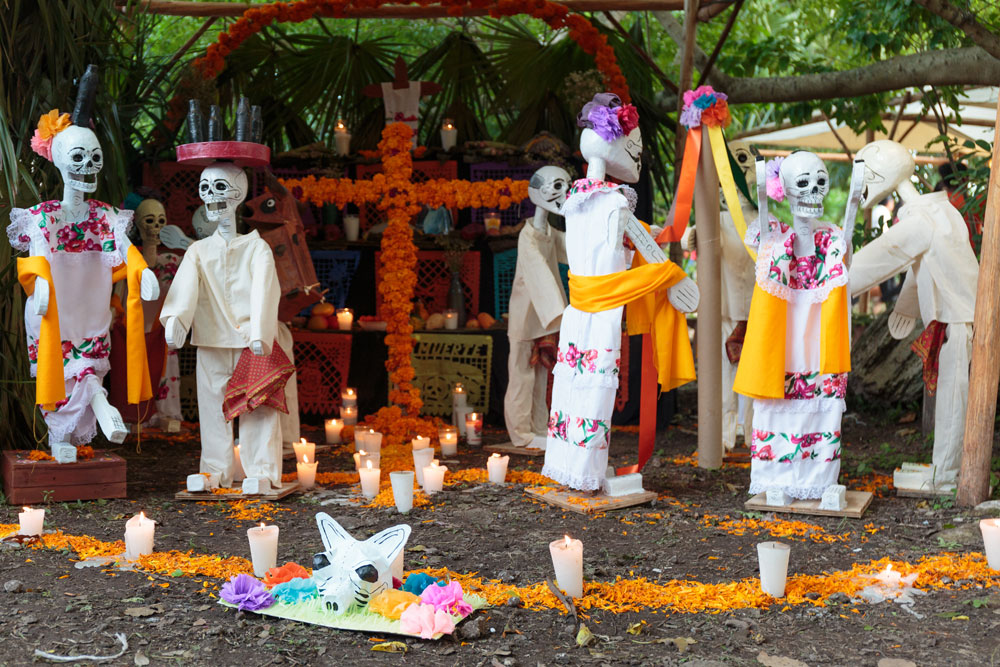 Day of the Dead vacation, Xcaret, Mexico, dia de los muertos, altar