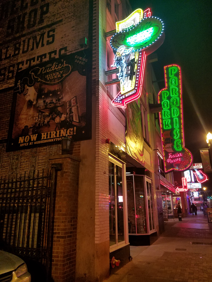 Things to do in Nashville, broadway, 