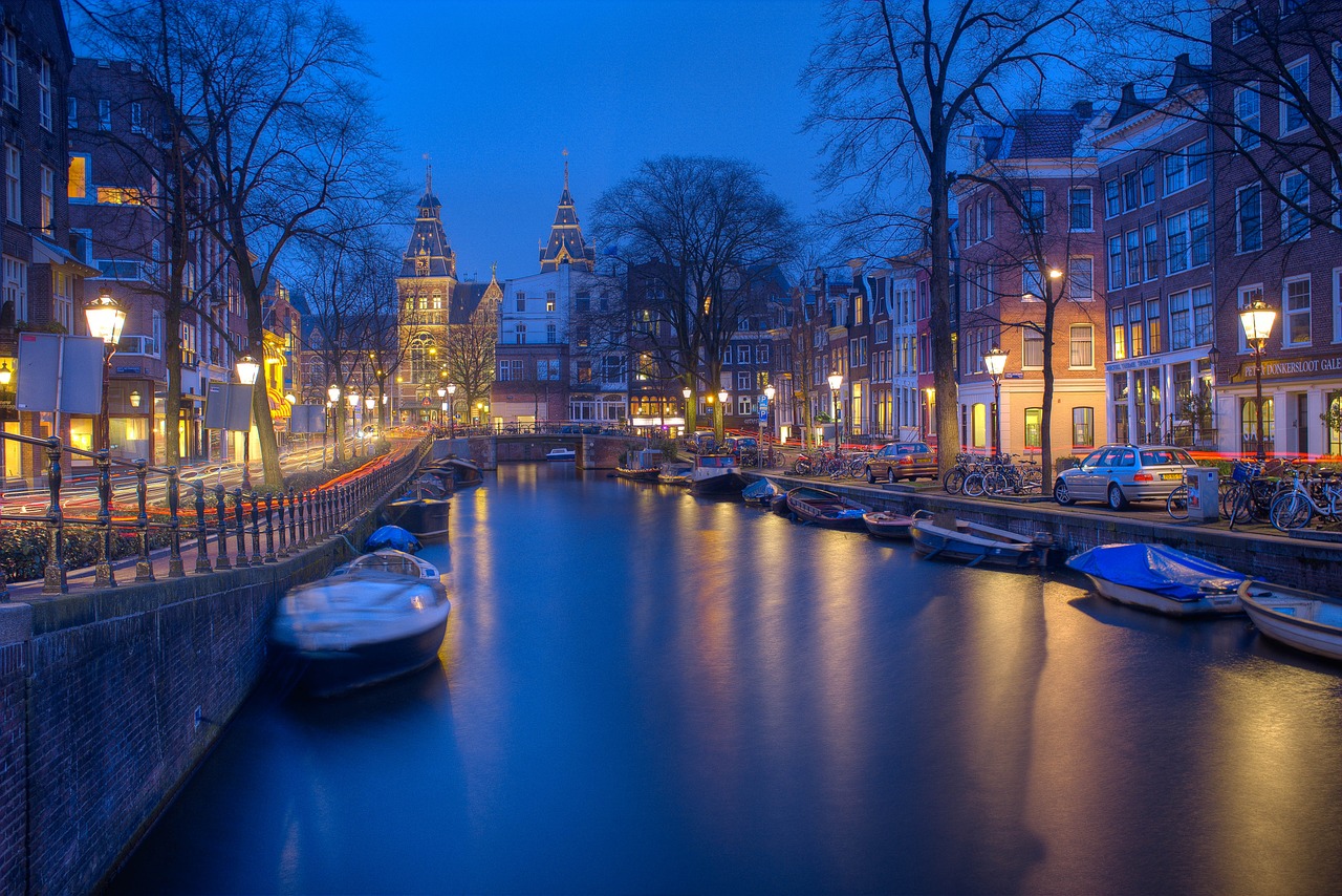 romantic things to do in Amsterdam