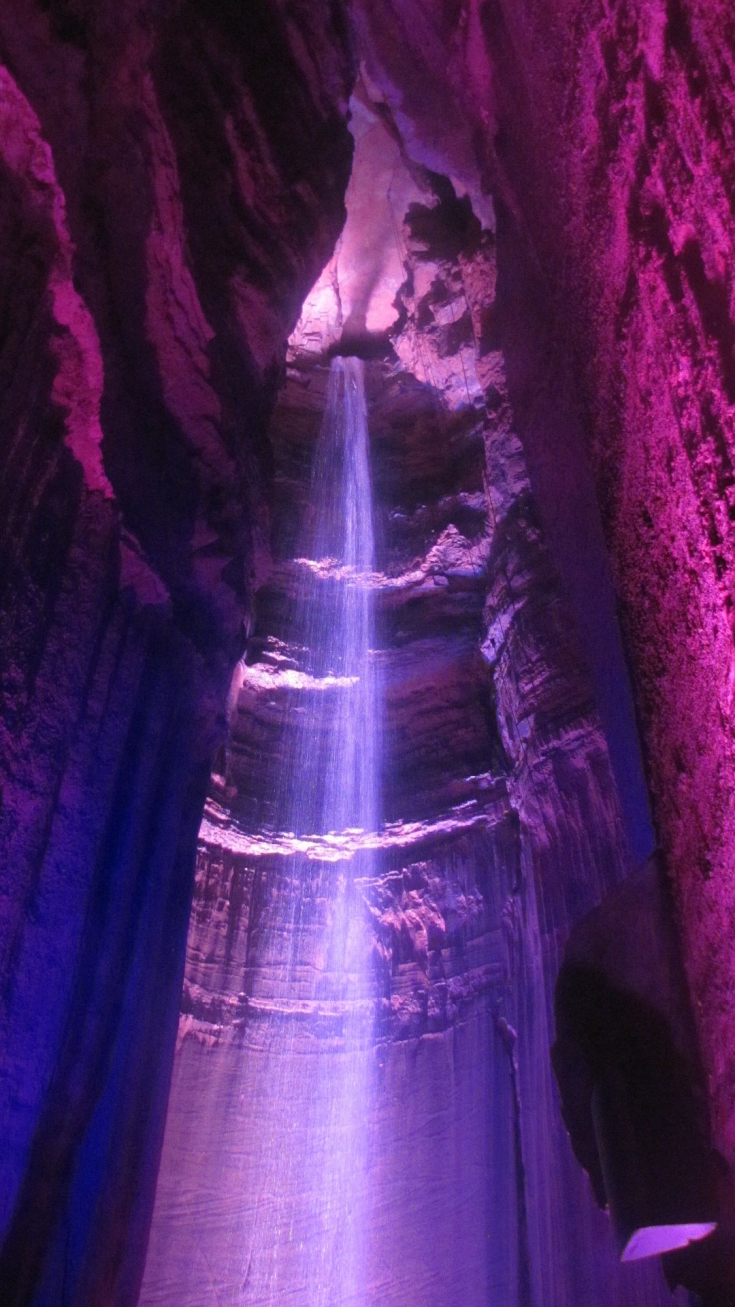 ruby falls, Underground caves