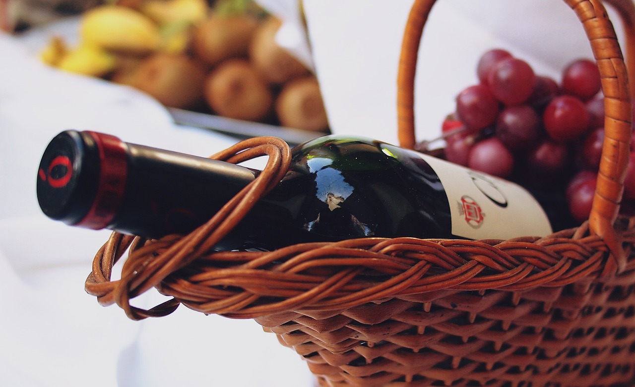 wine basket,tips for visiting sydney