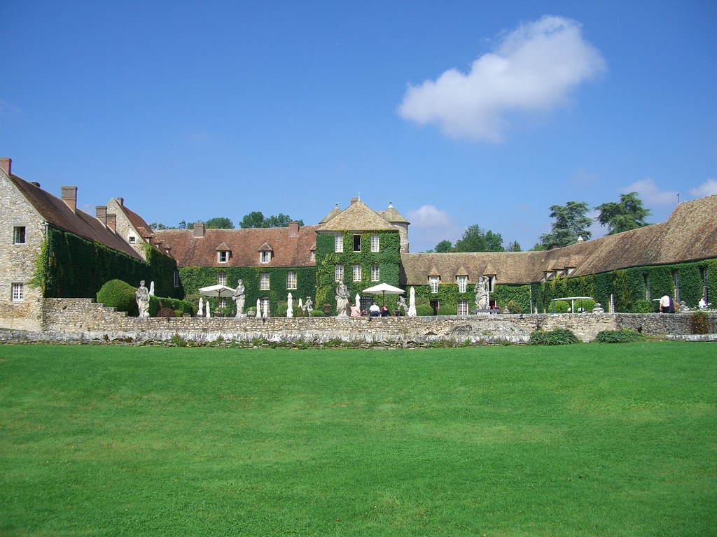 Château de Villiers-le-Mahieu, France