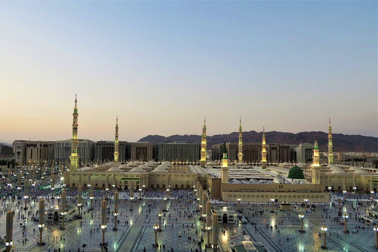 Medina Mosque, Traveling to Saudi Arabia 