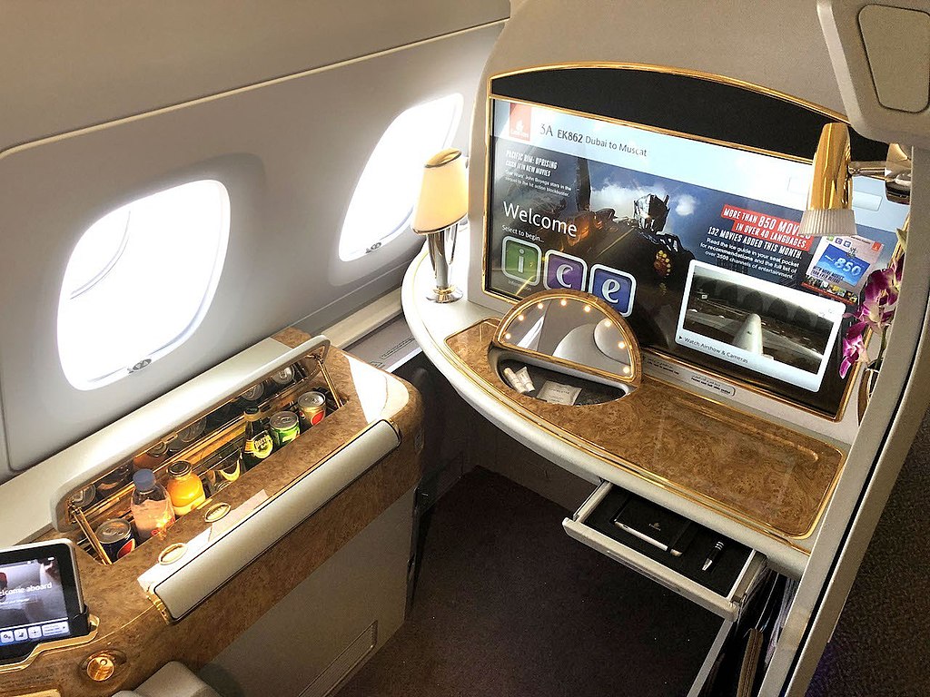 Flying Emirates Airlines – Luxury Travel in 2022