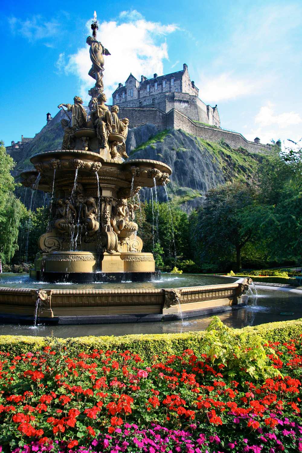 top places to visit in the UK, Edinburgh